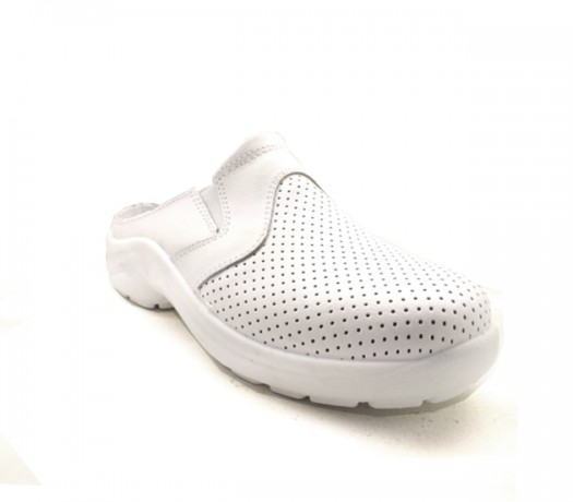 Zuecos Sanitarios Blancos En Piel
